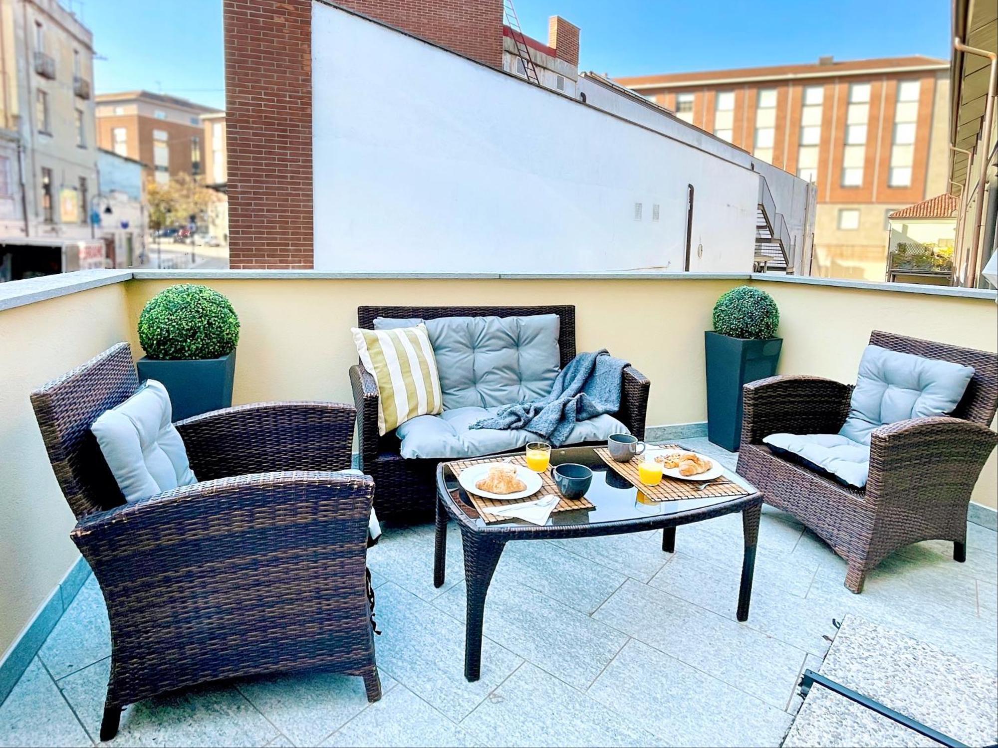 La Terrazza - By Happyhostorino Apartment Luaran gambar